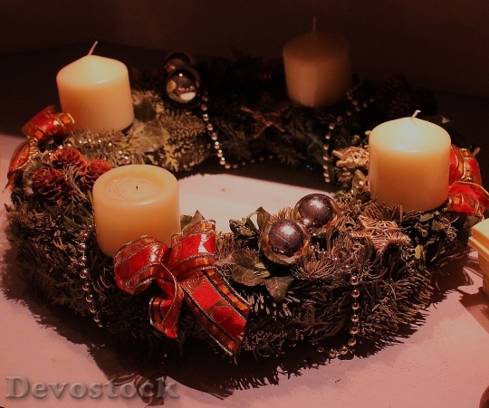 Devostock Advent Wreath Holiday Candleight 4K