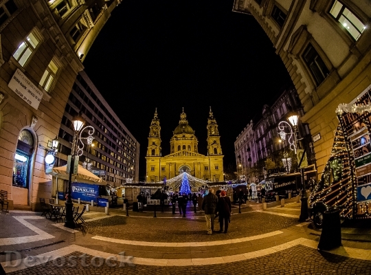 Devostock Budapest Advent Far At 4K