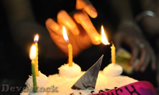 Devostock Candles Light Cake Celebrtion 4K