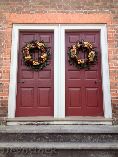 Devostock Doors Wreath Christmas Hoiday 4K
