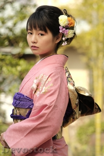Devostock JAPANESE Girl Traditional Dress KIMONOS 3