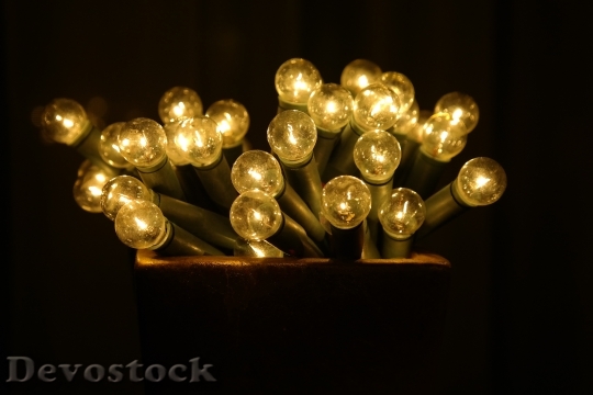 Devostock Light Bulbs Christmas Decoraions 4K