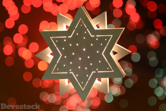 Devostock Star Wood Star Illuminaed 2 4K