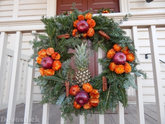 Devostock Wreath Holiday Decorations Nture 4K