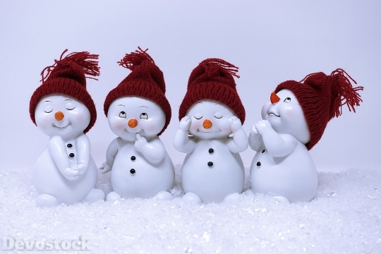 Devostock Cute Four Snowmen Face Expressions Dolls 2019 4k
