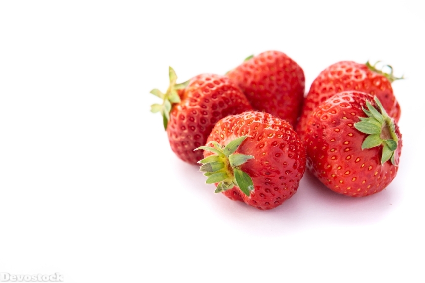 Devostock Fruits Food Healthy Strawberry White Background Five 4k