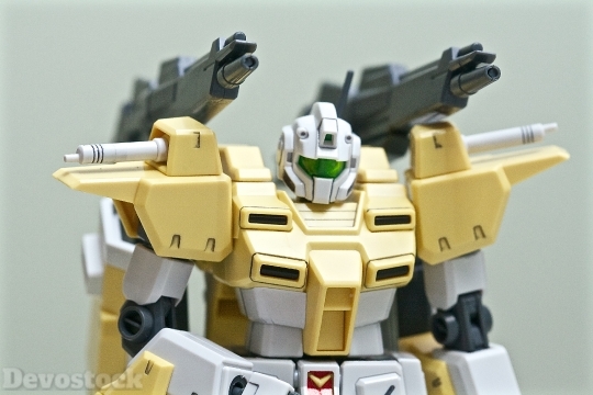 Devostock Gundam Robot Toy Plastic 1 4K