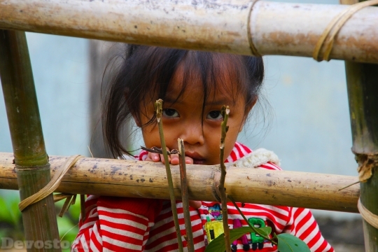 Devostock Laos Girl Child Staring 4K