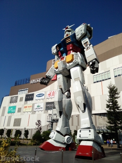 Devostock Transformer Robot Odaiba Japan 4K