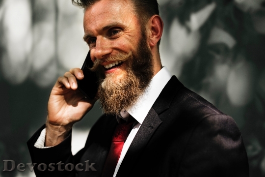 Devostock adult-beard-businessman-401685
