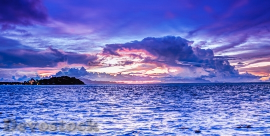 Devostock Bora Bora Sunset Clouds