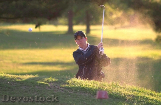Devostock Golfer Golfing Trap Sand