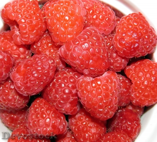Devostock Raspberries Fruit Berries Juicy