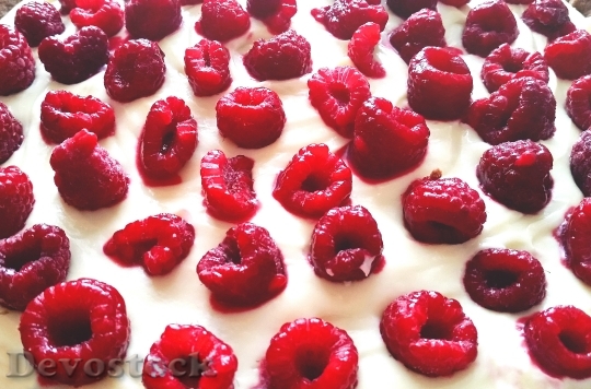 Devostock Raspberry Cake Dessert Sweets