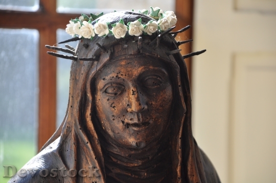 Devostock Sainte Statue Wood Religion