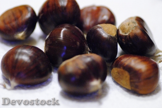 Devostock Chestnut Nuts Seeds Natural