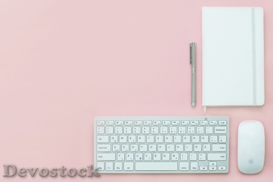 Devostock Apple Desk Notebook 39961 4K