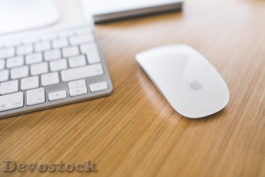 Devostock Apple Desk Office 616 4K