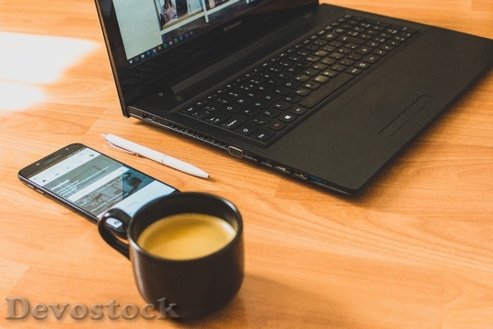 Devostock Coffee Smartphone Laptop 102844 4K