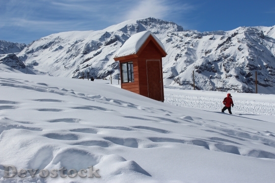 Devostock Cold Snow Landscape 112575 4K