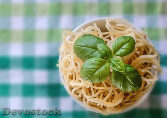 Devostock Food Meal Pasta 108700 4K