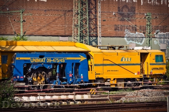 Devostock Graffiti Industry Train 22063 4K