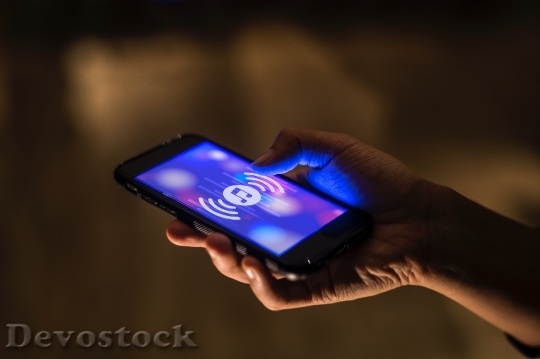 Devostock Hand Smartphone Playing 136549 4K