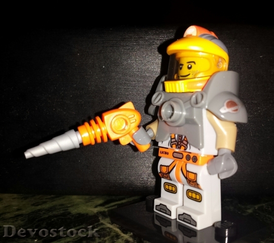 Devostock Lego Space Traveler Astronaut HD