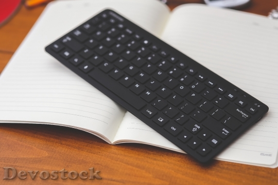 Devostock Notes Technology Keyboard 684 4K
