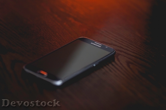 Devostock Smartphone Dark Technology 5939 4K