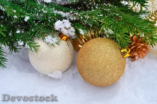 Devostock Background Balls Christmas Cld 0 4K