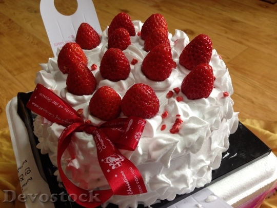 Devostock Cake Strawberry Dessert 102523 4K