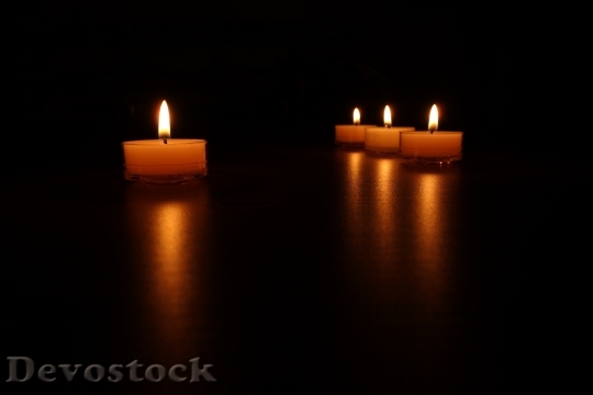 Devostock Candlelight Candles Ligh Wax 4K