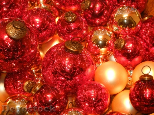 Devostock Christmas Balls Red Ligting 4K