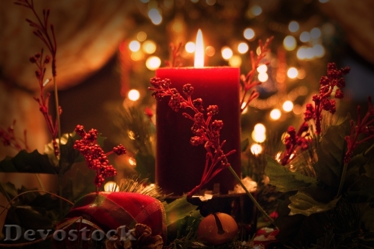 Devostock Christmas Candle Red reen 4K