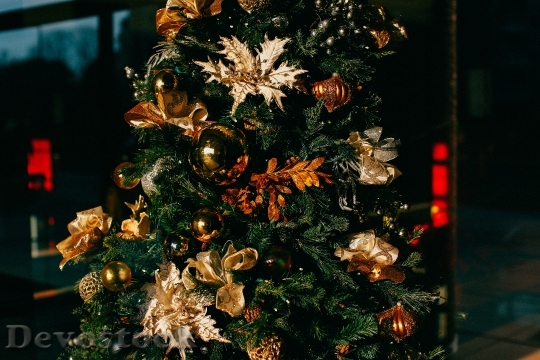 Devostock Christmas Decorations ChristmasTree 4K