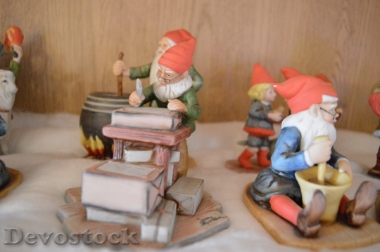 Devostock Claus Gnomes Christmas 90874 4K