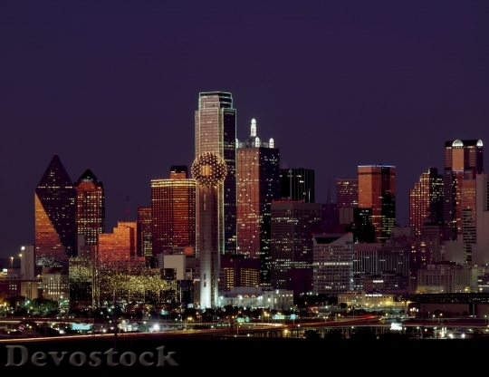 Devostock Dallas Texas Skyline Dusk 45182 4K.jpeg