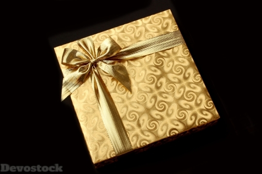 Devostock Gift Box Present Backgrond 3 4K
