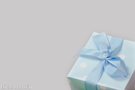 Devostock Gift Package Loop Mde 0 4K