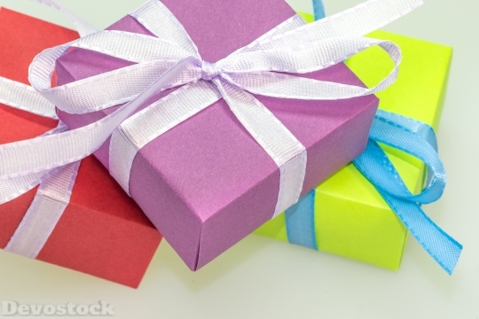 Devostock Gift Packages MadeLoop 4K