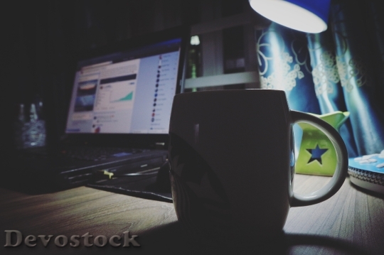 Devostock Light Coffee Cup 95905 4K