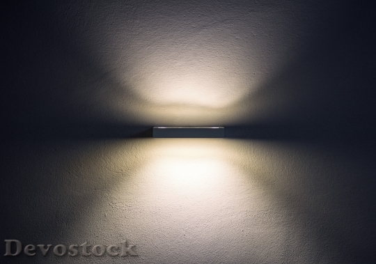 Devostock Light Dark Lamp 62059 4K
