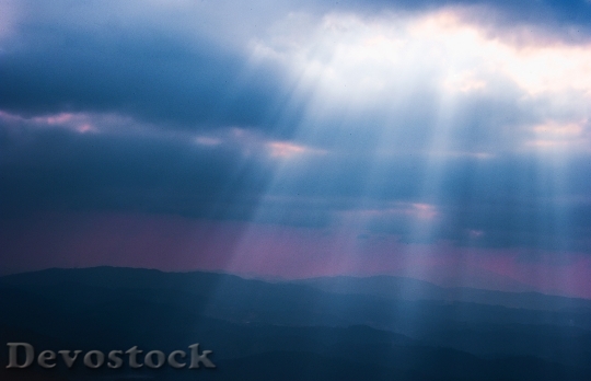 Devostock Light Dawn Landscape 53724 4K