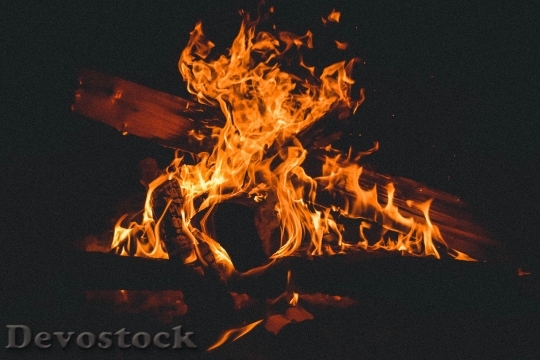 Devostock Light Fire Hot 110492 4K