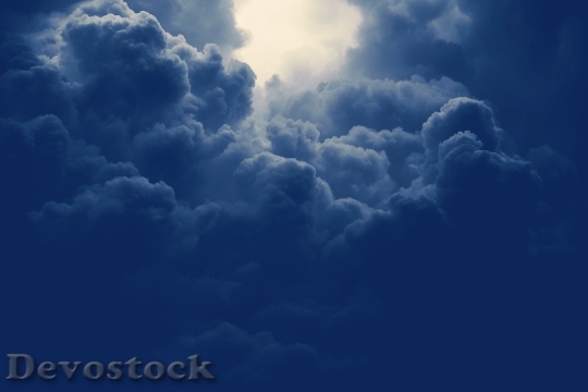 Devostock Light Nature Sky 01798 4K