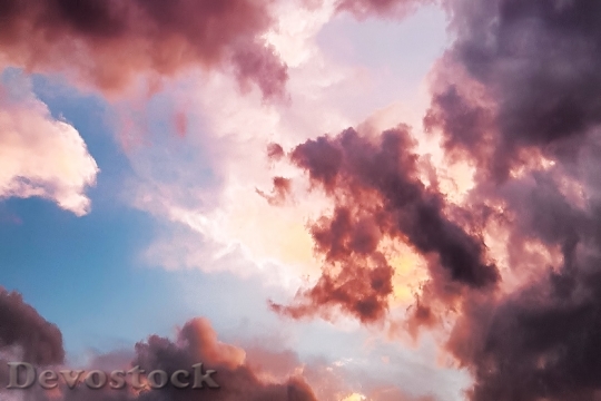 Devostock Light Sky Clouds 44297 4K