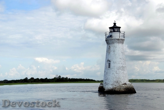 Devostock Lighthouse Beacon Water Coast 161842 4K.jpeg