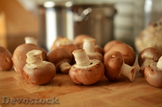 Devostock Mushrooms Brown Mushrooms CooEat 4K