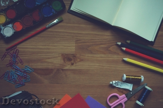 Devostock Paint Notebook Brush Pencil 1650 4K.jpeg